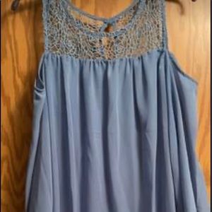 Robert Louis size XL lace detail cold shoulder dress.